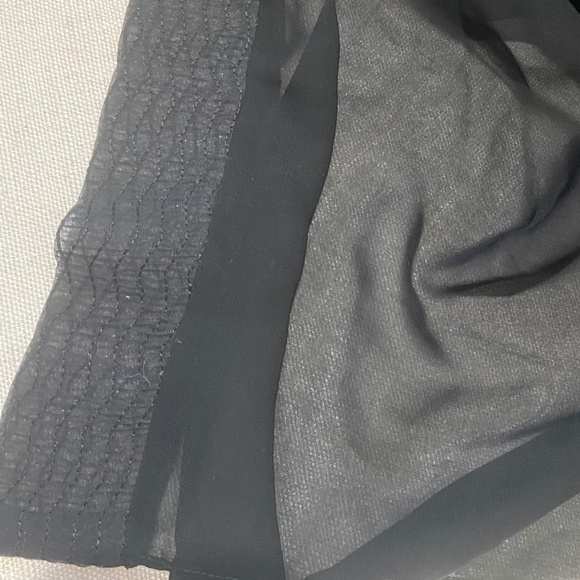 Nukhbaa Premium Abaya from Dubai - Picture 9 of 9